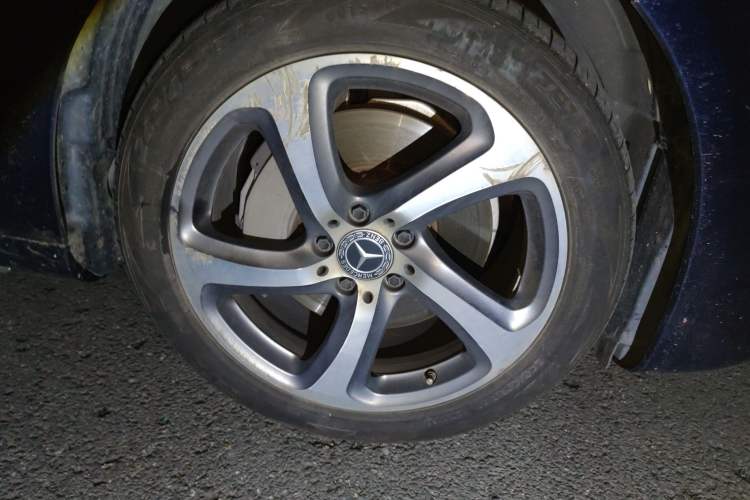 Used Mercedes-Benz E-Class 2019 Restyled E 300 L Sporty and Stylish Edition