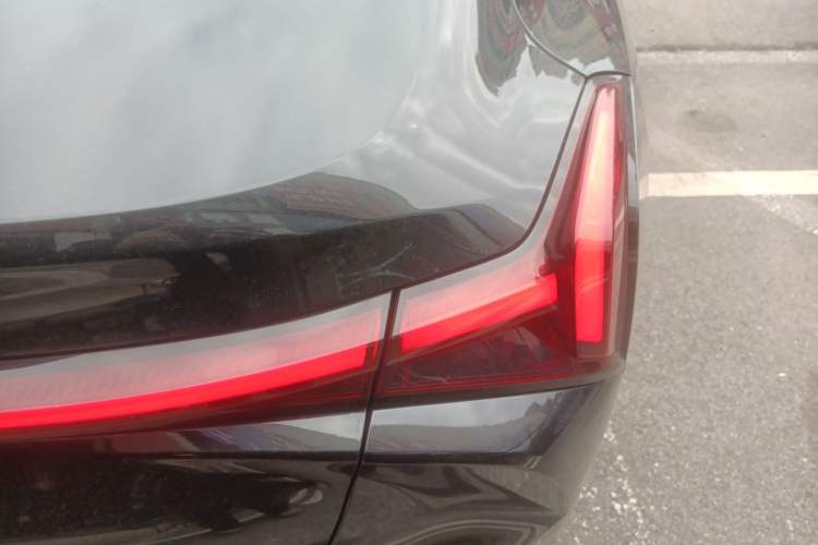 Used NETA S 2022 All-Electric 650 km Four-Wheel Drive Premium Version