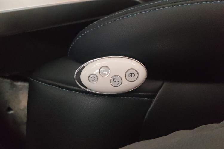 Used BYD Yuan New Energy 2019 EV360 Smart Connect Leading Model
