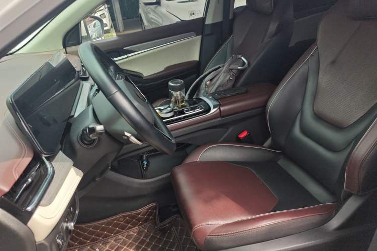 Used SOL QX 2021 300T DCT Deluxe Smart Connectivity Version