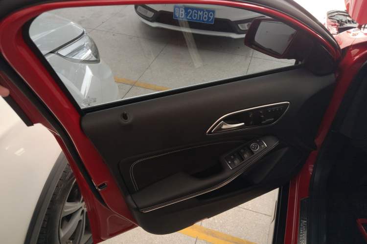 Used Mercedes-Benz GLA 2015 GLA 200 Fashion Model