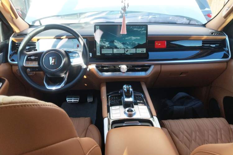 Used Tank 500 New Energy 2023 Hi4-T
