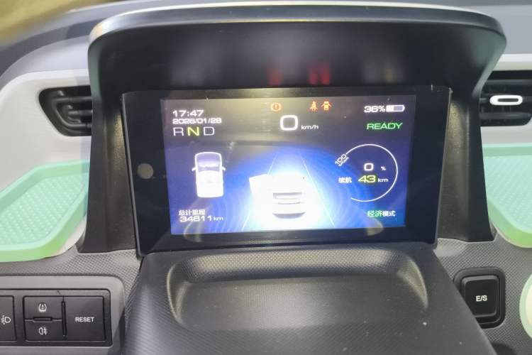 Used Wuling Hongguang MINIEV 2021 Macaron Fashion Model Lithium Iron Phosphate
