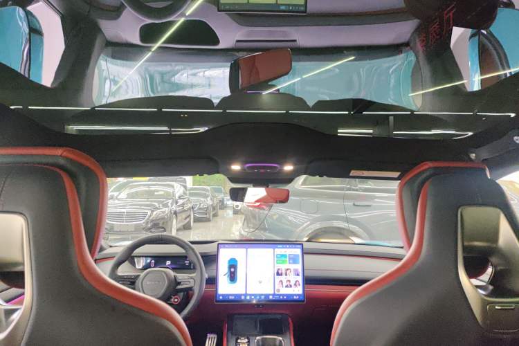 Used  SU7 2024 Four-Wheel Drive Ultra-Long Range Advanced Intelligent Driving Max Edition
