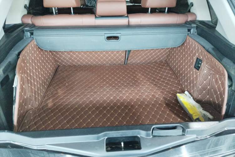 Used BMW X5 2012 xDrive35i Luxury Edition U.S. specification 5 seats