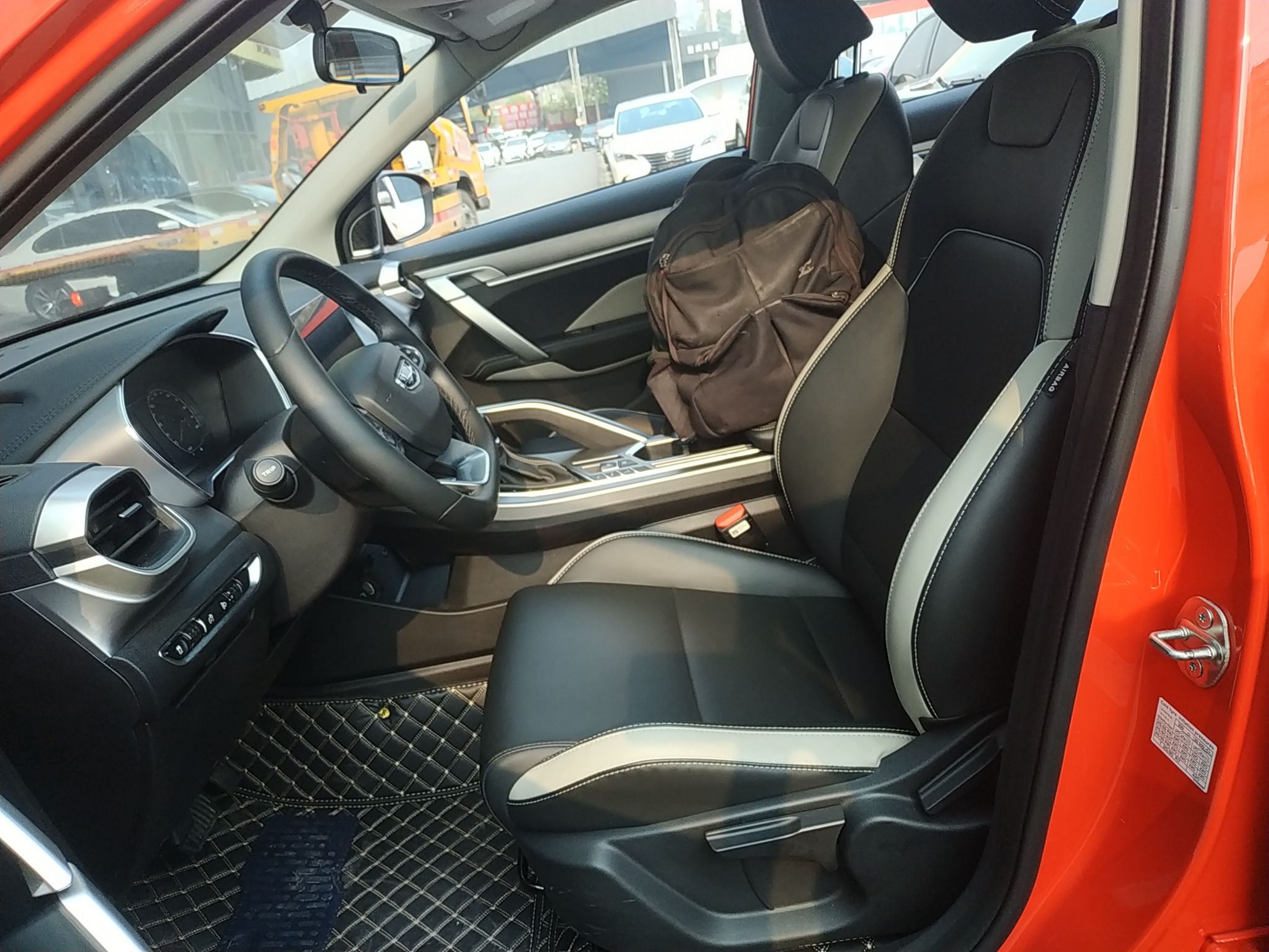 Переднее сиденье в автомобиле