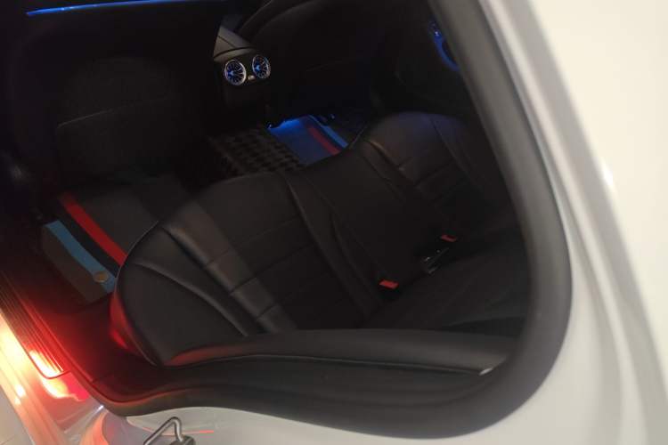 Used Mercedes-Benz C-Class 2018 C 180 L Fashion Edition Sport Version