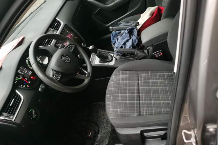 Used Skoda Octavia 2019 TSI230 DSG Smart & Comfort Edition China VI Standard
