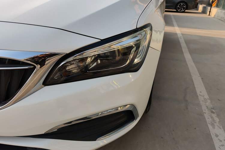 Used Buick Verano 2019 Hatchback 15S Automatic Leading Model