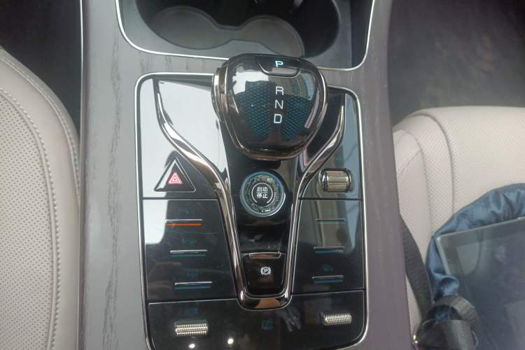 Used BYD Han 2025 EV Intelligent Driving Edition 701KM LiDAR Flagship Model
