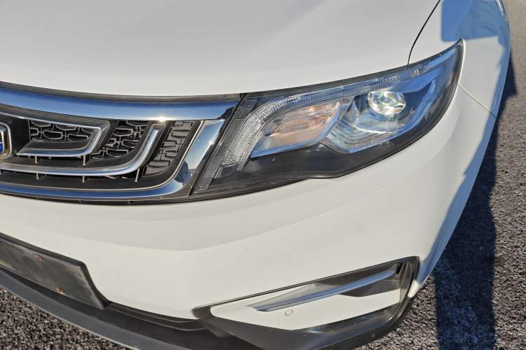 Used Geely Auto Emgrand X7 Sport 2018 1.8TD Automatic Two-Wheel Drive Smart 4G Connected Version