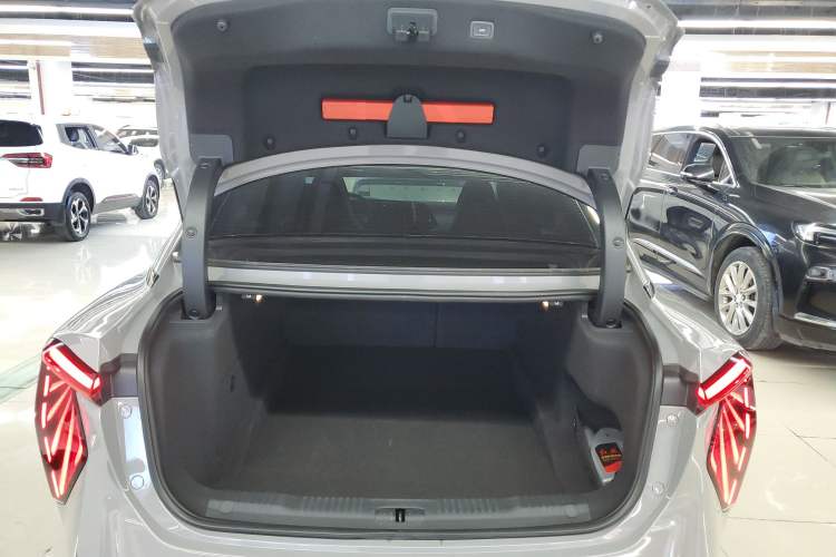 Used Hongqi EH7 2024 690 Pro