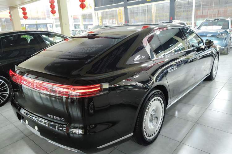 Used Hima S800 2025 Model, Range-Extended Starlight Premium Edition, 5 Seats
