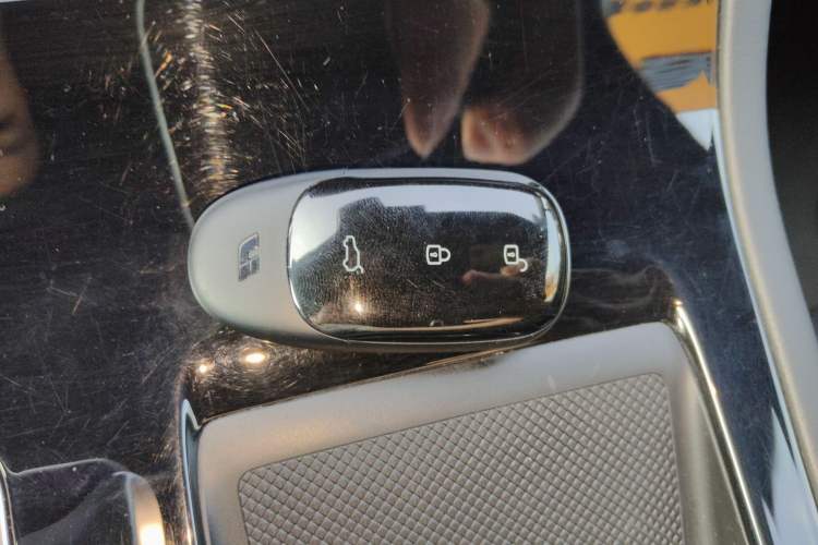 Used Li Auto ONE 2020 Extended-Range 6-Seater Version
