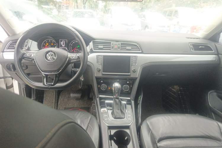 Used Volkswagen Lamando 2017 280TSI DSG Comfort Edition