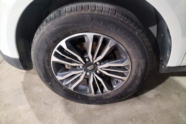 Used Geely Auto Vision X6 2016 1.3T CVT Flagship Model