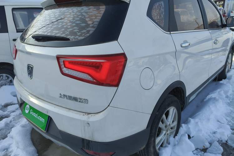 Used Baojun 560 2016 1.8L Manual Elite Version
