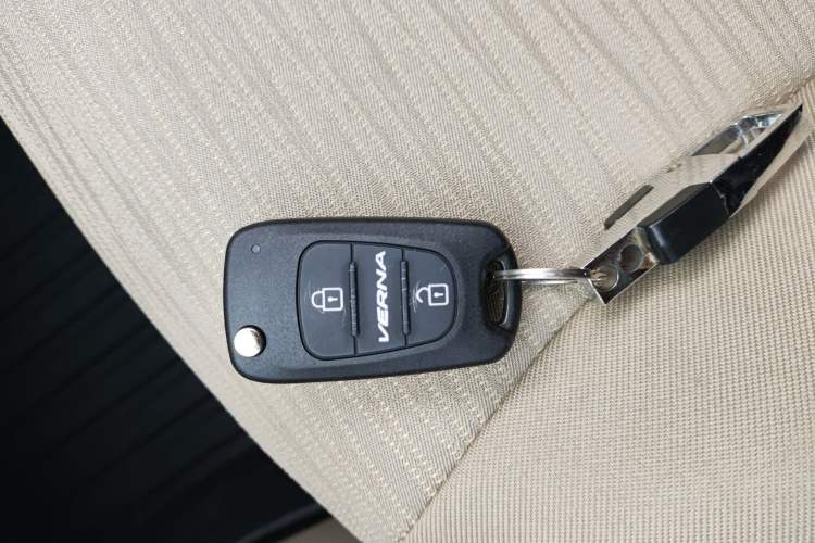 Used Hyundai Verna 2016 1.4L Manual Smart GLS Trim
