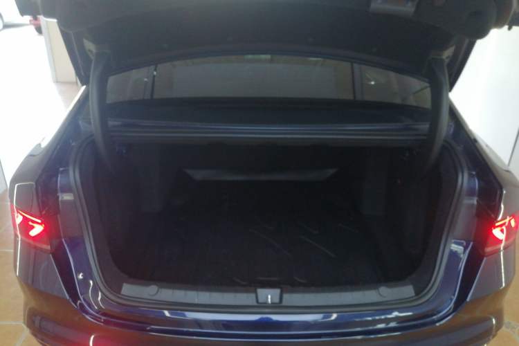 Used BYD Qin PLUS 2023 Champion Edition EV 420KM Leading Model