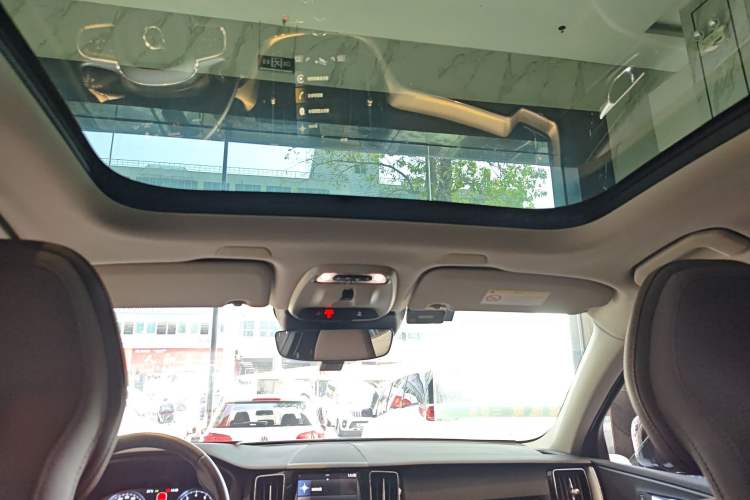 Used Volvo XC60 2019 T5 4x4 Zhiyuan Edition China VI Standard
