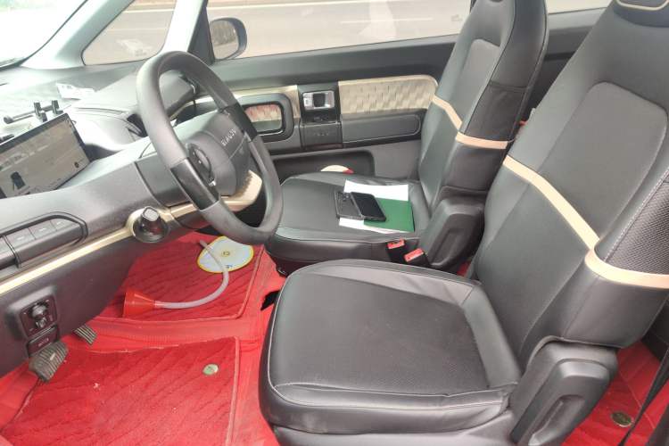 Used Baojun KiWi EV 2022 Artist Lite Edition Lithium Iron Phosphate
