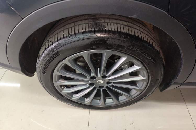 Used Leapmotor C11 2024 Range-Extended 300 Luxury Edition
