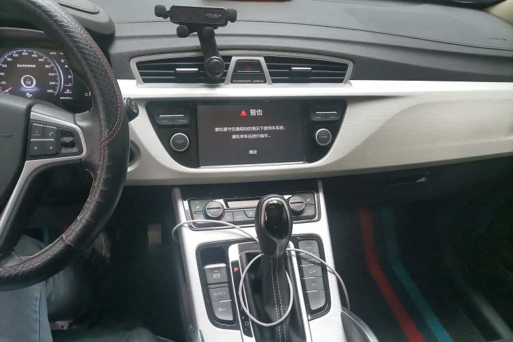 Used Geely Auto Emgrand X7 Sport 2018 1.8TD Automatic Two-Wheel Drive Smart Connect 4G Internet Edition