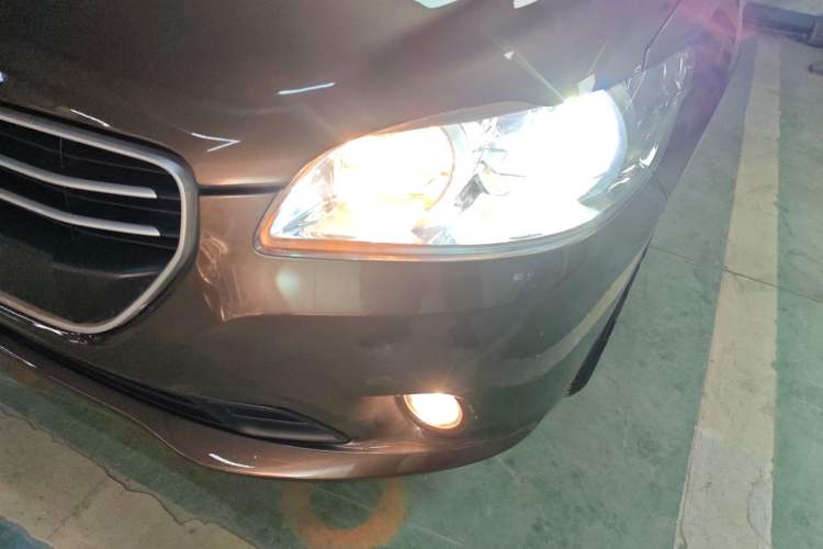 Used Peugeot 301 2014 1.6L Automatic Comfort Edition
