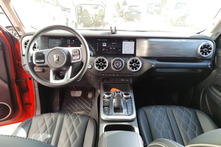 Used Tank 300 2024 2.0T Challenger
