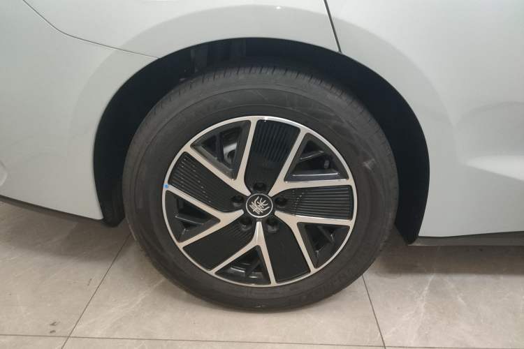 Used BYD Qin L 2024 DM-i 120KM Beyond Model