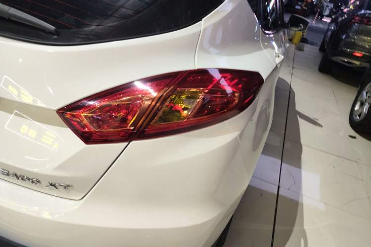 Used Changan Eado 2015 1.6L Automatic Junku Model China V Standard
