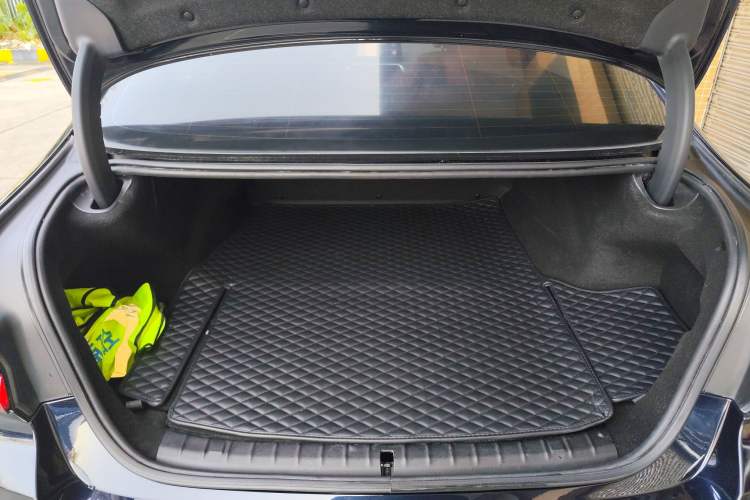 Used BMW 5 Series New Energy 2021 535Le M Sport Package
