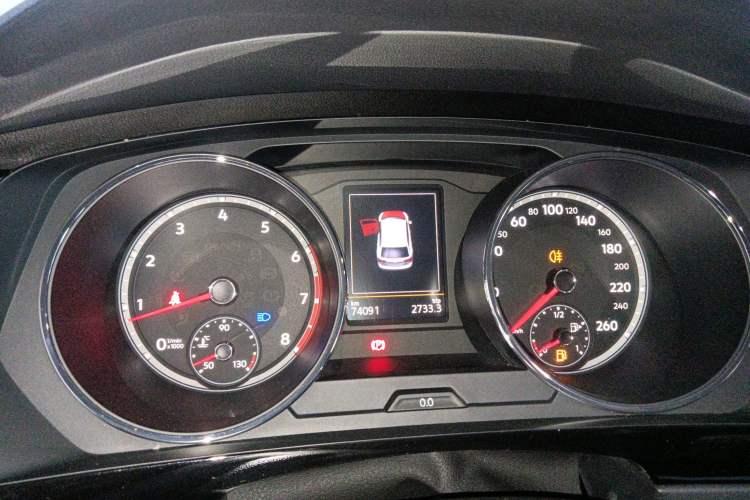 Used Volkswagen Tiguan L 2018 Revised Version 330TSI Automatic Two-Wheel Drive Comfort Edition
