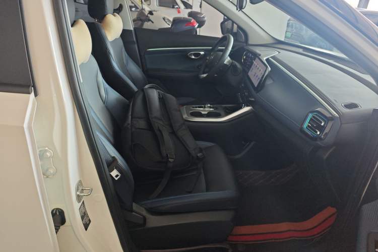 Used GAC Trumpchi GS3 2023 Shadow Speed 270T Dynamic Intelligence Edition
