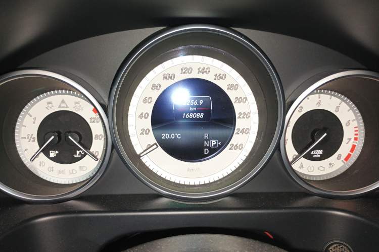 Used Mercedes-Benz E-Class 2015 E 180 L Sport Edition
