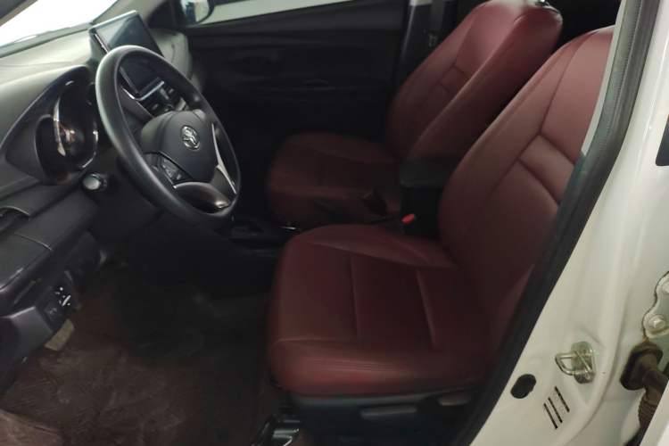 Used Toyota YARiS L 2022 X-Trail 1.5L CVT Leading PLUS Edition