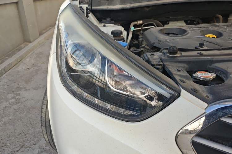 Used Hyundai ix35 2015 2.0L Automatic 2WD Smart Type China IV
