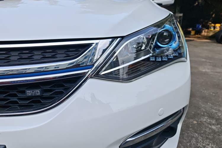 Used BYD Song New Energy 2017 Song DM 1.5TID All-Wheel Drive Luxury Model
