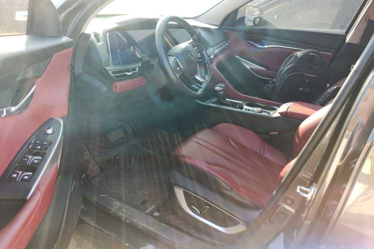 Used Changan CS75 PLUS 2021 1.5T Automatic Luxury Version
