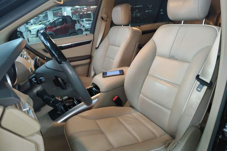 Used Mercedes-Benz R-Class 2017 R 320 4MATIC Business Edition Prestige Model
