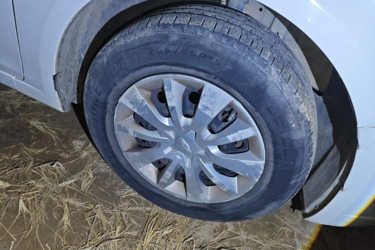 Used Chevrolet Cruze 2015 1.5L Classic SL MT
