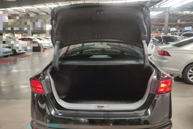 Used Nissan Teana 2021 2.0L XE Fashion Edition
