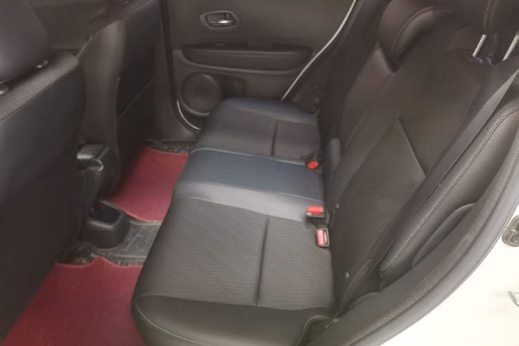 Used Honda Vezel 2020 1.5L CVT Pioneer Edition