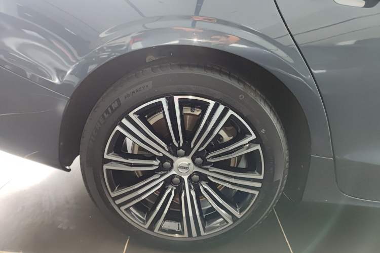 Used Volvo S60 New Energy 2022 T8 eDrive Hybrid All-Wheel Drive Smart Luxury Edition
