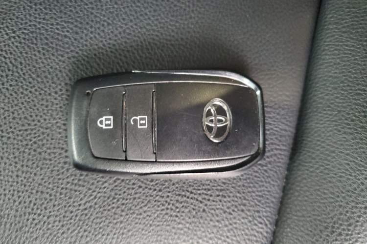 Used Toyota FRONTLANDER 2024 2.0L CVT Leading Edition