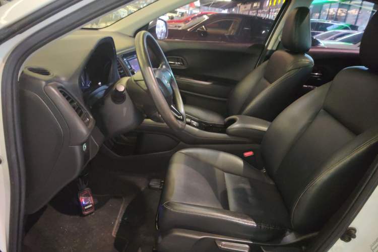 Used Honda Vezel 2017 1.8L CVT Front-Wheel Drive Pioneer Edition