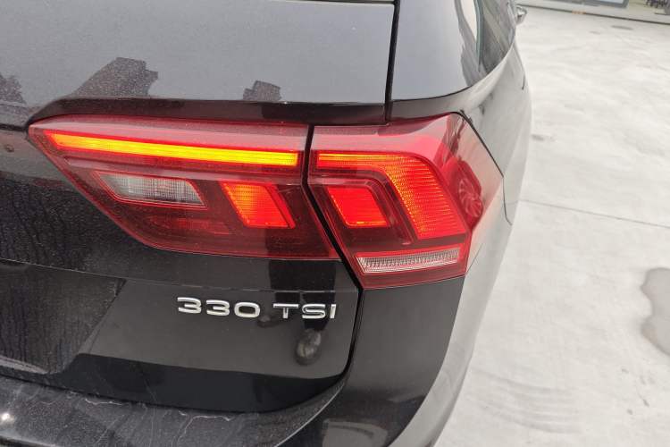 Used Volkswagen Tiguan L 2021 330TSI Automatic Two-Wheel Drive Smart Edition
