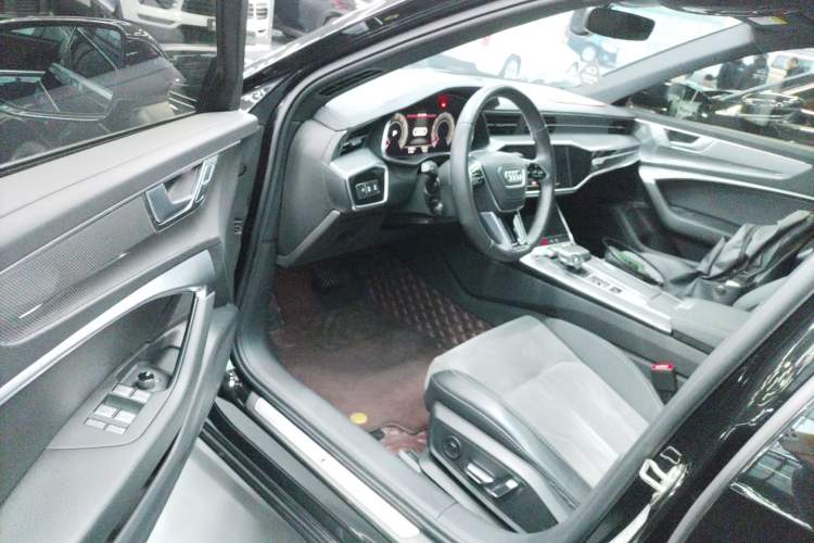 Used Audi A6L 2023 40 TFSI Luxury Dynamic Model