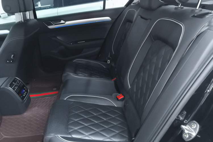 Used Volkswagen Magotan GTE Plug-in Hybrid 2022 GTE Luxury Model
