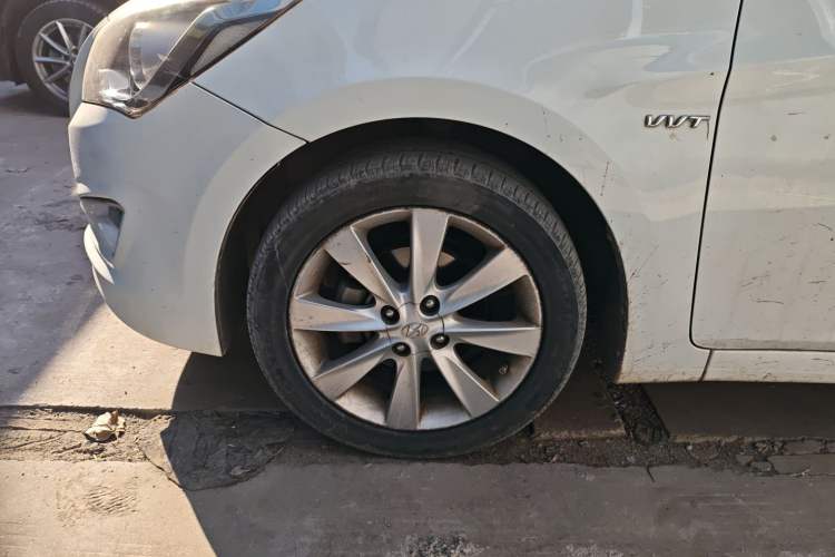 Used Hyundai Verna Ray 2014 1.6L Automatic TOP
